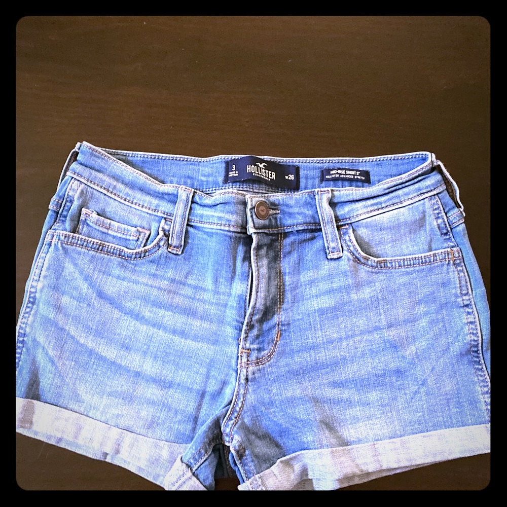 Holister Jean Shorts size 3 - 26 waist